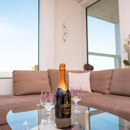 Panoramaview/26Thfloor!/Luxury Apartment Bratislava Exterior photo
